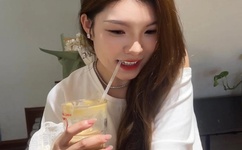 KTV少少爷互囗交GAYGV